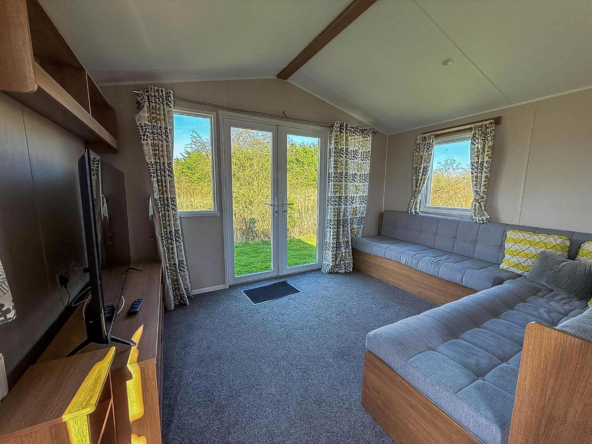 Lovely 8 Berth Caravan In Southview Holiday Park, Ref 33042Tc Skegness Eksteriør billede
