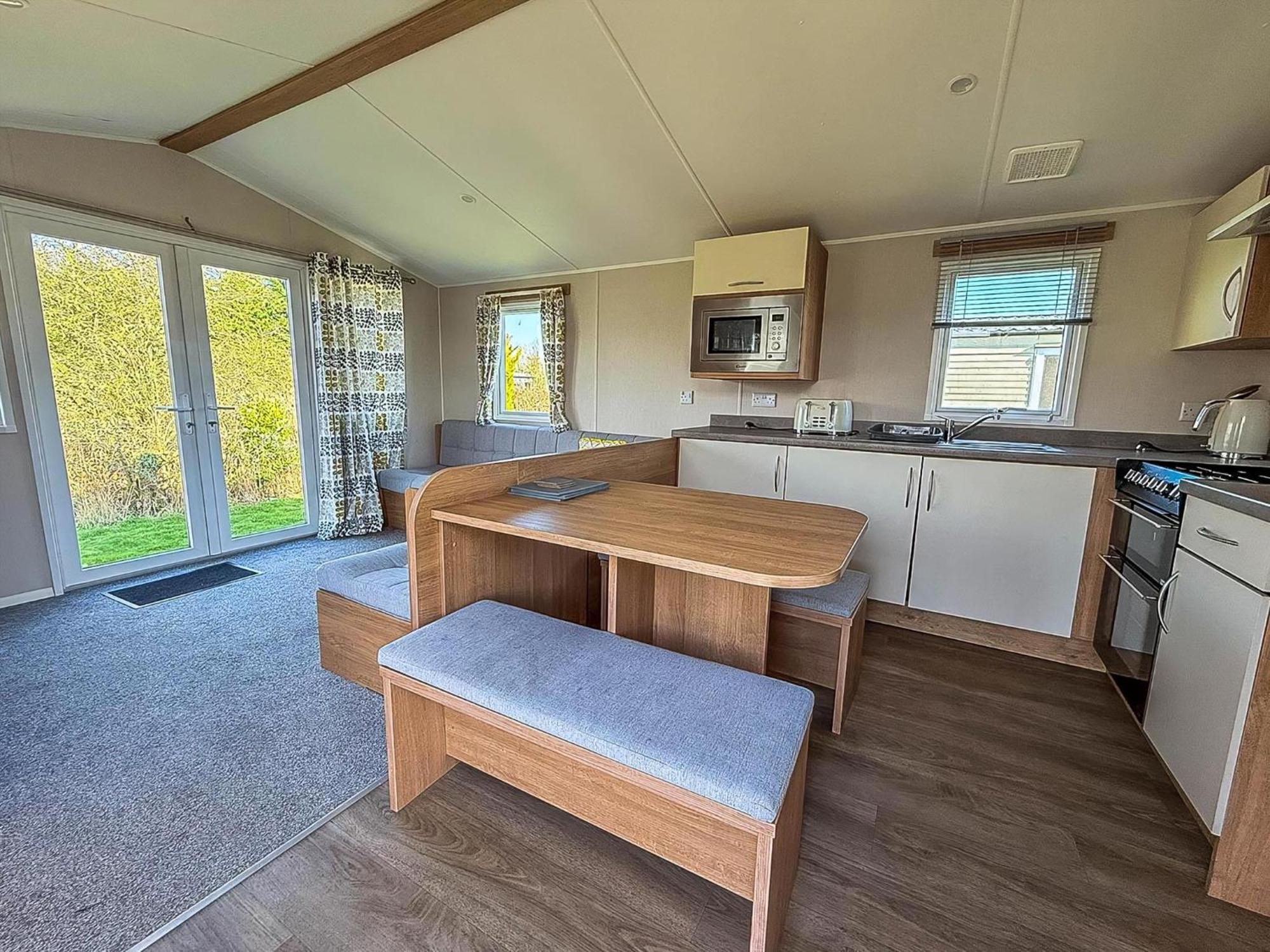 Lovely 8 Berth Caravan In Southview Holiday Park, Ref 33042Tc Skegness Eksteriør billede